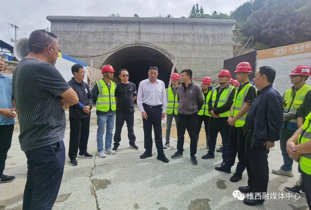 1657675730517063059.jpg 4.jpg