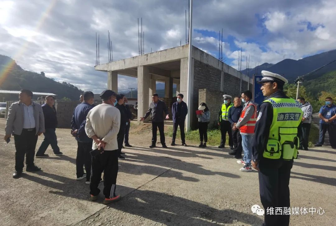 1664521901111075398.jpg 5.jpg