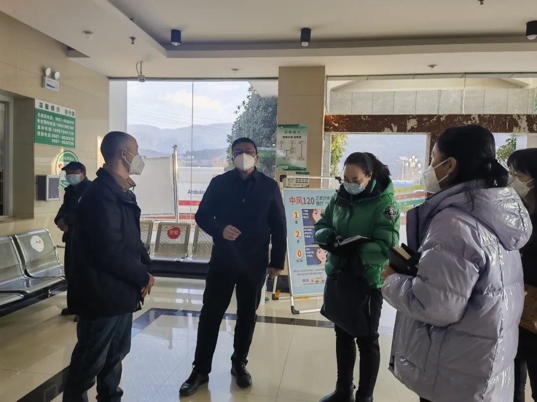 1674450455748042429.jpg 3.jpg