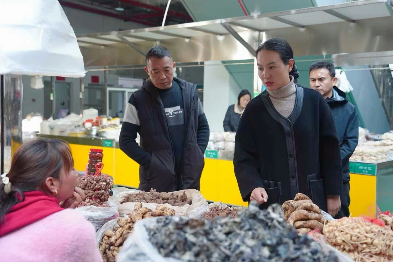 1767512595508039980.jpg 2.jpg