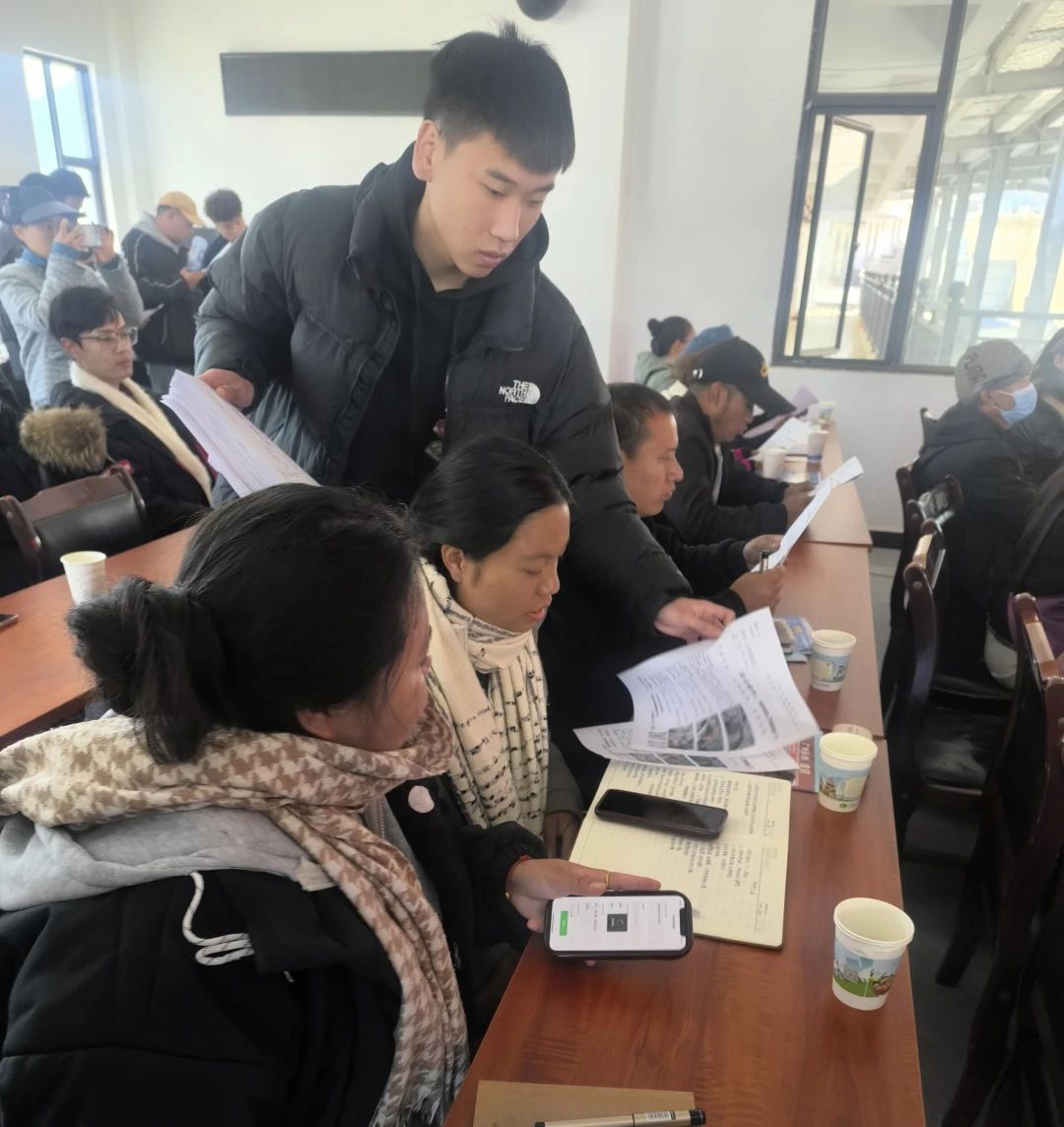 1738734448971088818.jpg 6611a551a39dfde5c42109bcb4088586.jpg