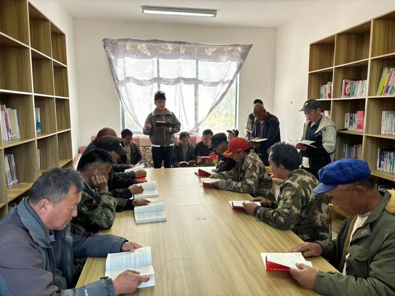 1745976139557040523.jpg bcff01643f2ccc7773d609d6647f1294.jpg