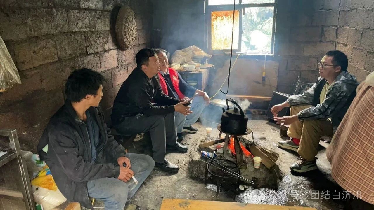 1748394185611009509.jpg bb9b1a2d50c28a3d61c065a1e57eaaea.jpg