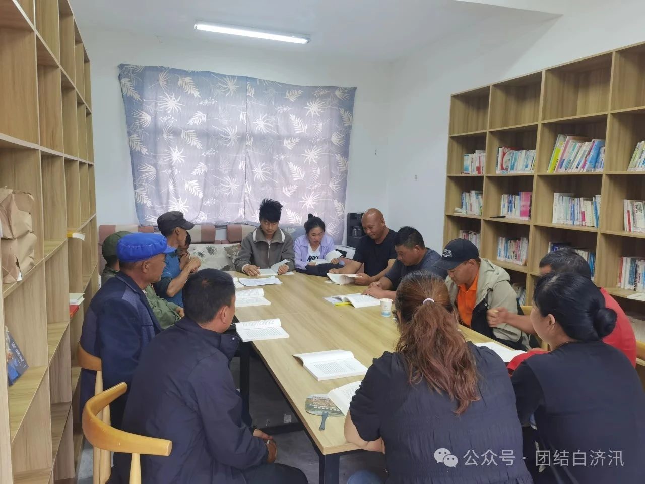 1751270845996021960.jpg c4cf1567654fafa04ccb2bb00d0c2dc9.jpg