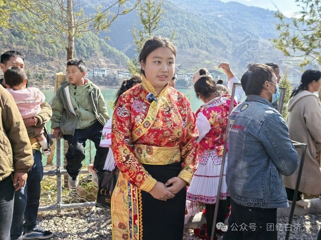 1772003016366089598.jpg 2e74b5adc3a16322d5bda26320f32742.jpg