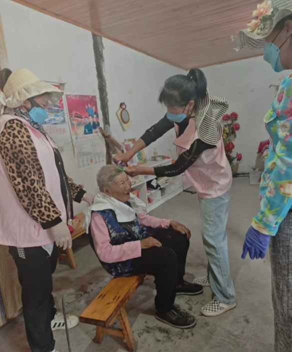 1748587925731038674.png e796f12a-10f9-4794-8e2d-e69fa06755f4.png