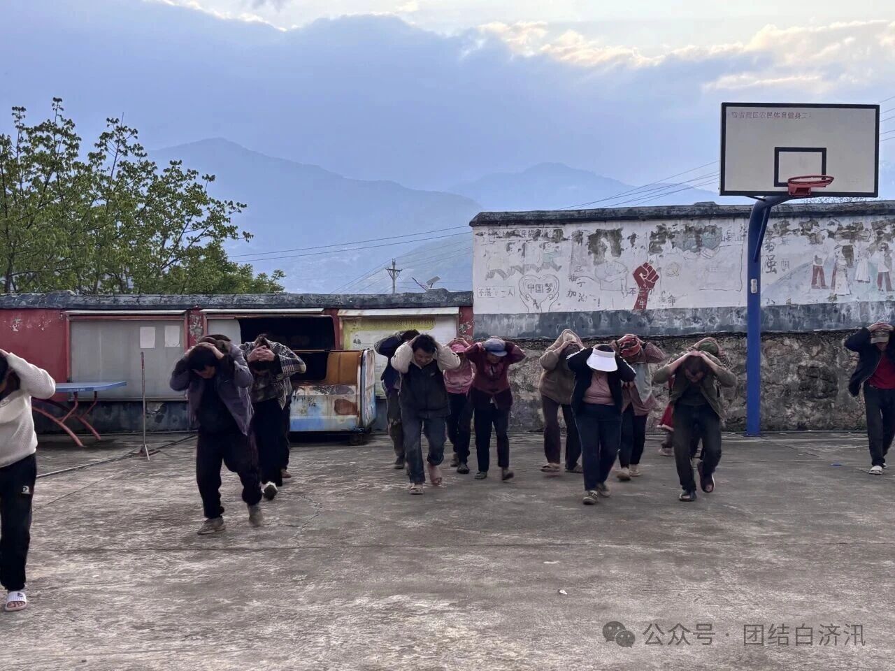 1776322464151069025.jpg 12795d8b4a0916e3ba4a41bd9f0019f1.jpg